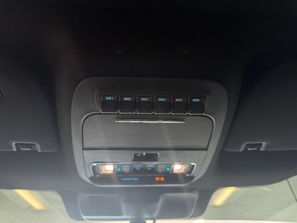 Used 2024 Ford F350 Platinum AWD/4WD image 19
