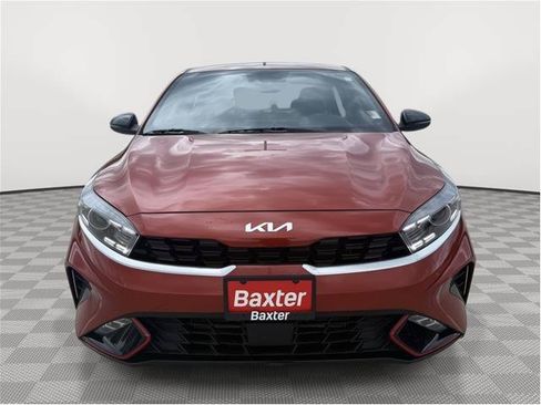Used 2023 Kia Forte GT-Line w/ GT-Line Premium Package FWD image 2
