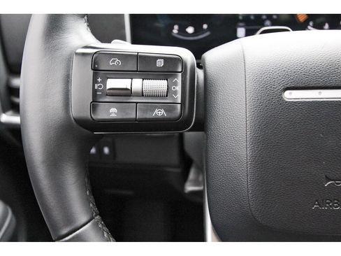 Used 2026 Hyundai Santa Fe SEL FWD image 19