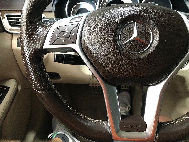 Used 2016 Mercedes-Benz E 350 4MATIC Wagon w/ Premium Package image 24