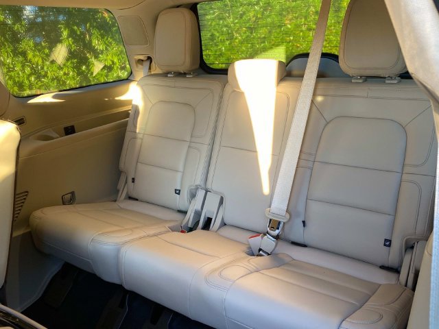 Used 2020 Lincoln Navigator Reserve w/ Luxury Package AWD/4WD image 10