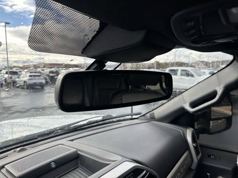 Used 2022 Ford F250 Lariat w/ Tremor Off-Road Package image 16