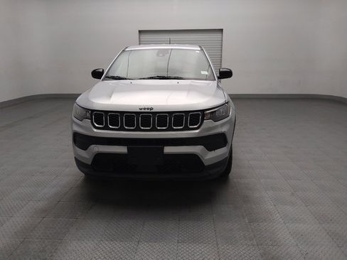 Used 2024 Jeep Compass Sport image 15