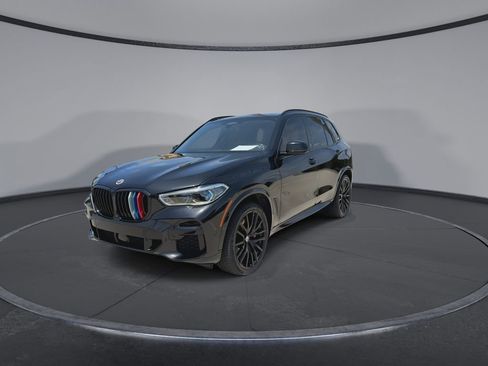 Used 2023 BMW X5 M50i w/ Executive Package AWD/4WD image 4