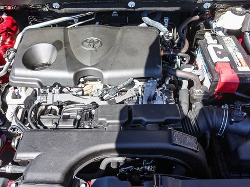 Used 2020 Toyota RAV4 LE w/ Carpet Mat Package image 39