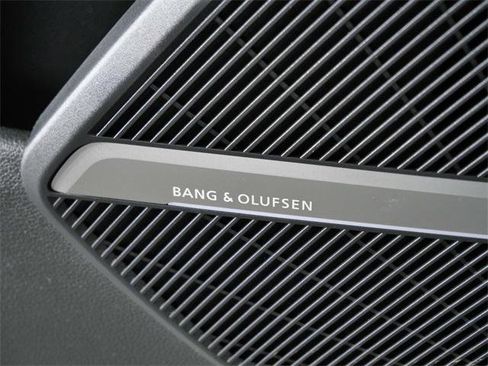 Used 2018 Audi Q5 2.0T Premium Plus w/ Premium Plus Package image 29