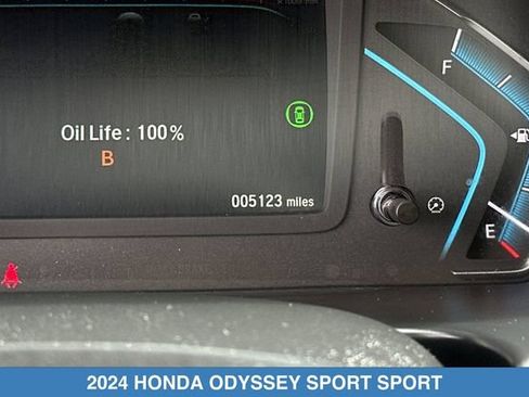 Certified 2024 Honda Odyssey Sport image 29