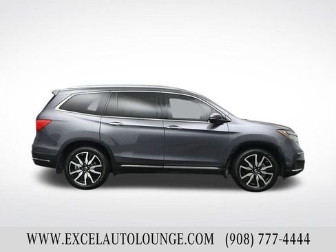 Used 2020 Honda Pilot Touring image 7