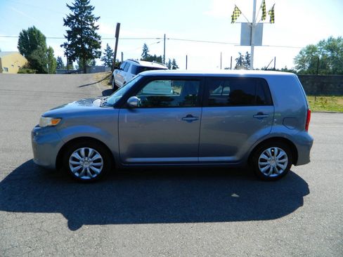 Used 2011 Scion xB Base 4dr Wagon 4A image 5