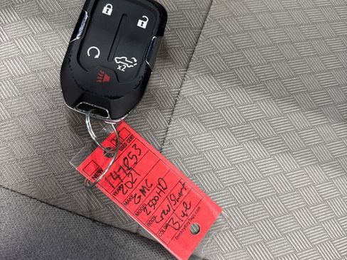 Used 2021 GMC Sierra 2500 SLE w/ SLE Value Package; image 36