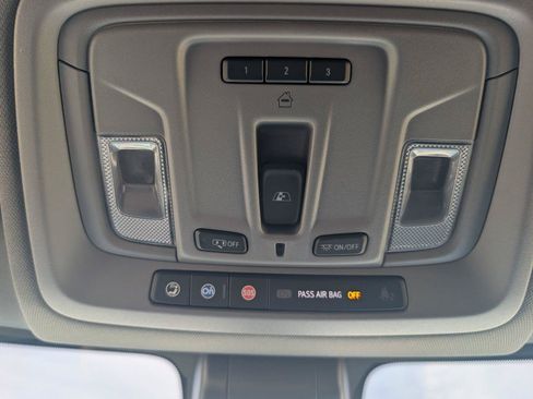 Used 2023 Chevrolet Silverado 3500 LTZ w/ LTZ Convenience Package RWD image 23