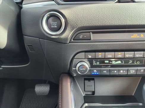 New 2025 MAZDA CX-5 Signature image 17