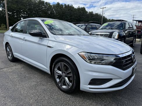 Used 2019 Volkswagen Jetta R-Line FWD image 19