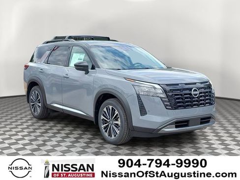 New 2026 Nissan Pathfinder Platinum AWD/4WD image 1