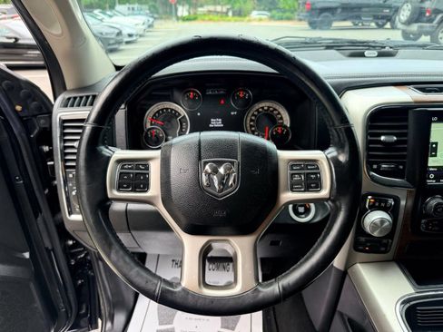 Used 2018 RAM 1500 Laramie w/ Convenience Group AWD/4WD image 38