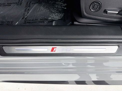 Used 2022 Audi RS 6 AWD/4WD image 11