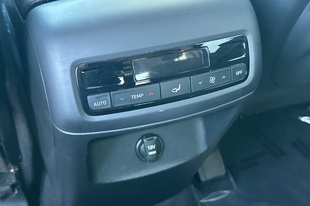 Used 2024 Hyundai Palisade SEL FWD image 14