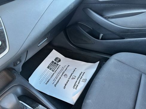 Certified 2023 Toyota Corolla LE image 20