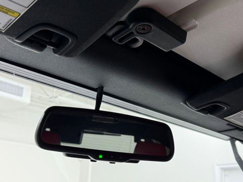 Used 2018 Jeep Wrangler Unlimited Sport S image 18