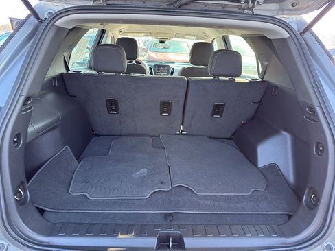 Used 2023 Chevrolet Equinox LS w/ Driver Confidence II Package image 35