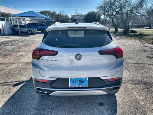 Used 2022 Buick Encore GX Select image 31