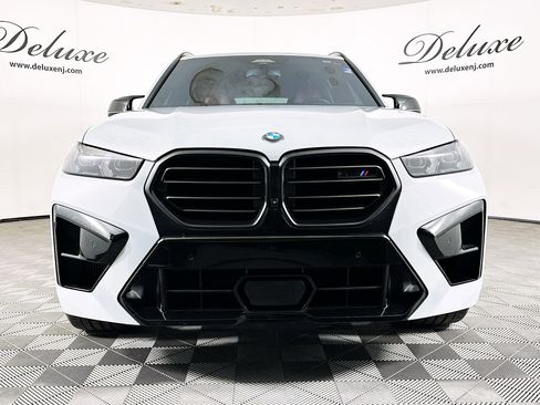 Used 2024 BMW X5 M Competition w/ Executive Package image 2