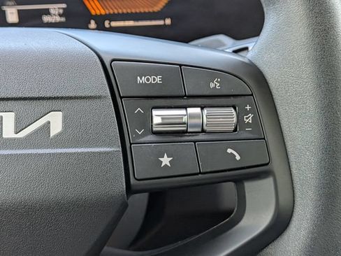 Certified 2025 Kia K4 FWD image 26