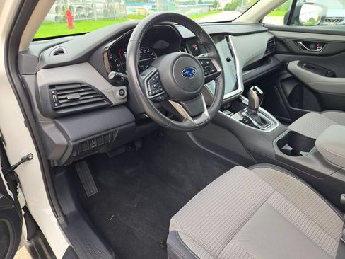 Used 2024 Subaru Outback Premium AWD/4WD image 20