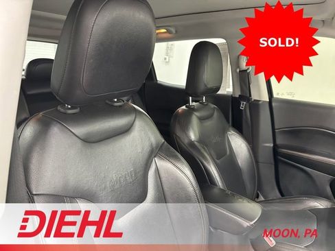Used 2018 Jeep Compass Limited w/ Navigation Group image 12
