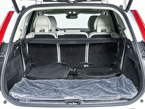 Certified 2023 Volvo XC90 B5 Core w/ Protection Package Premier image 31