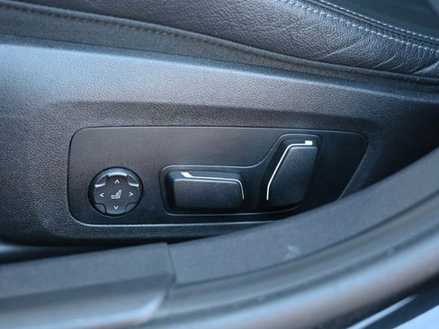 Used 2025 BMW 330i 330i Sedan image 20