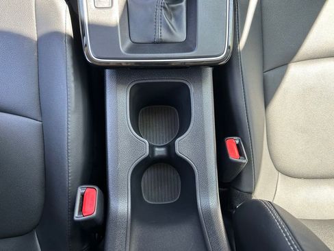 Used 2026 Toyota Corolla Cross XLE w/ Convenience Package AWD/4WD image 19