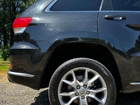 Used 2016 Jeep Grand Cherokee Summit w/ Platinum Series Group AWD/4WD image 33