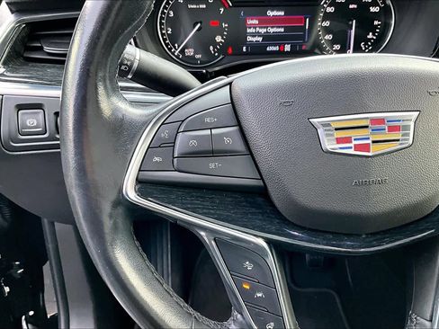 Used 2020 Cadillac XT5 Premium Luxury image 23