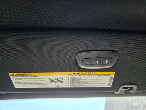 New 2026 Chrysler Pacifica Limited AWD/4WD image 19