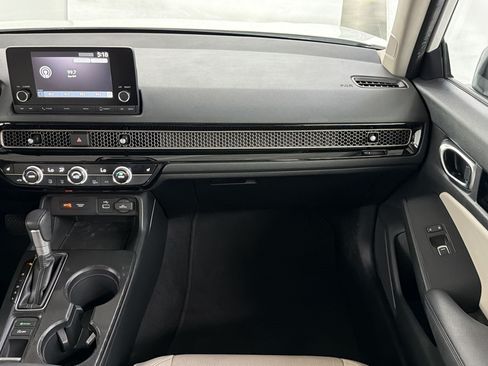 Certified 2024 Honda Civic EX-L image 28