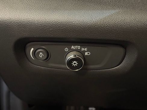Used 2022 Chevrolet Traverse LS w/ LPO, Floor Liner Package AWD/4WD image 18