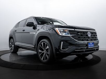 Used 2025 Volkswagen Atlas Cross Sport SEL Premium R-Line