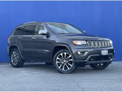 Used 2017 Jeep Grand Cherokee Overland w/ Jeep Active Safety Group