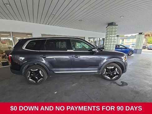 Used 2025 Kia Telluride S FWD image 5