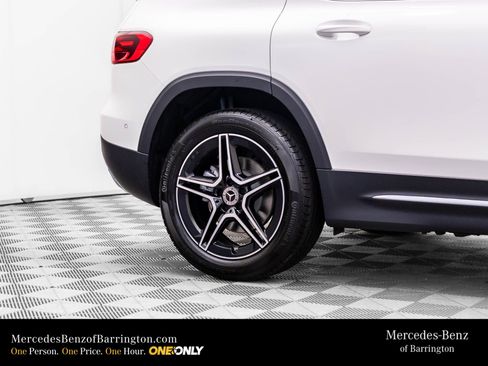 New 2026 Mercedes-Benz GLB 250 4MATIC image 37