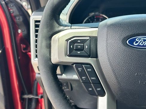 Used 2017 Ford F250 Lariat w/ Lariat Ultimate Package AWD/4WD image 41