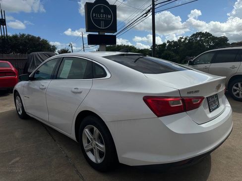 Used 2019 Chevrolet Malibu LS FWD image 4