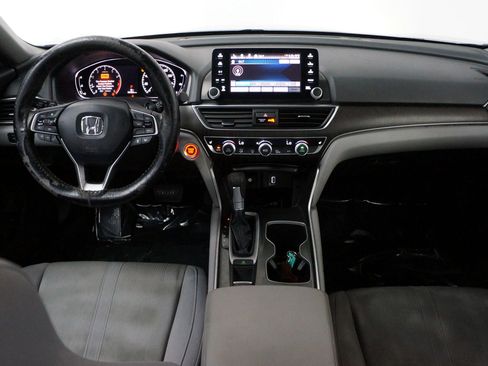 Used 2018 Honda Accord EX image 11