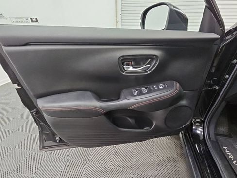 Used 2025 Honda HR-V Sport image 27