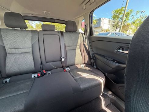 Used 2025 Nissan Rogue SV FWD image 39