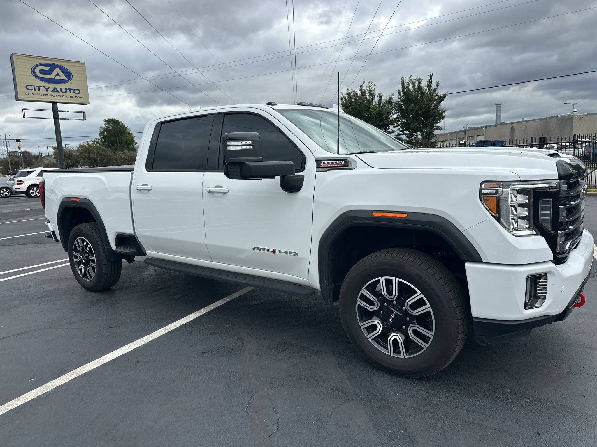 Used 2023 GMC Sierra 2500 AT4 w/ AT4 Premium Plus Package AWD/4WD image 3
