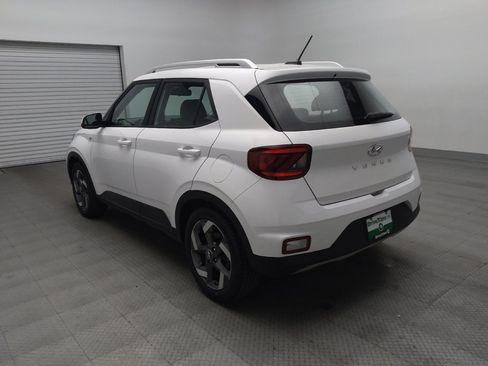Used 2023 Hyundai Venue SEL w/ Cargo Package image 5