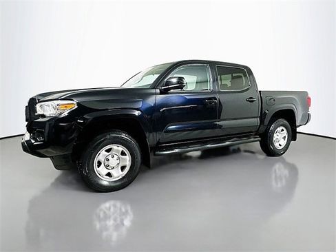 Used 2020 Toyota Tacoma SR image 3