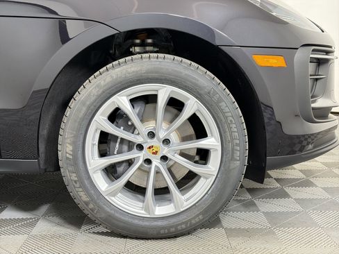 New 2026 Porsche Macan image 14